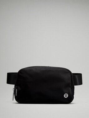 Everywhere Belt Bag 1L
